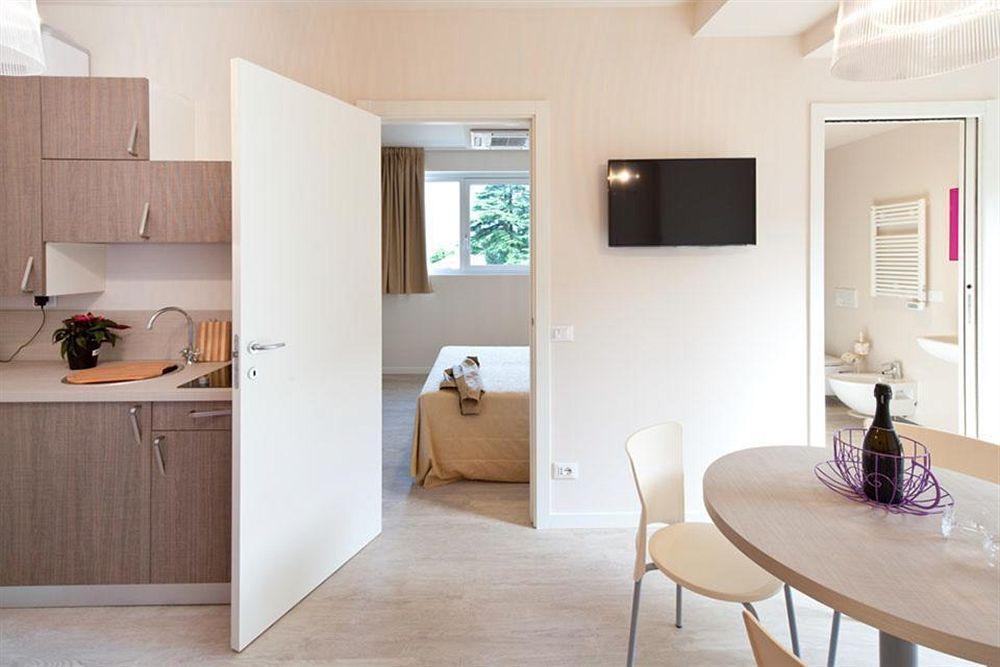 Residence Lenno Ngoại thất bức ảnh